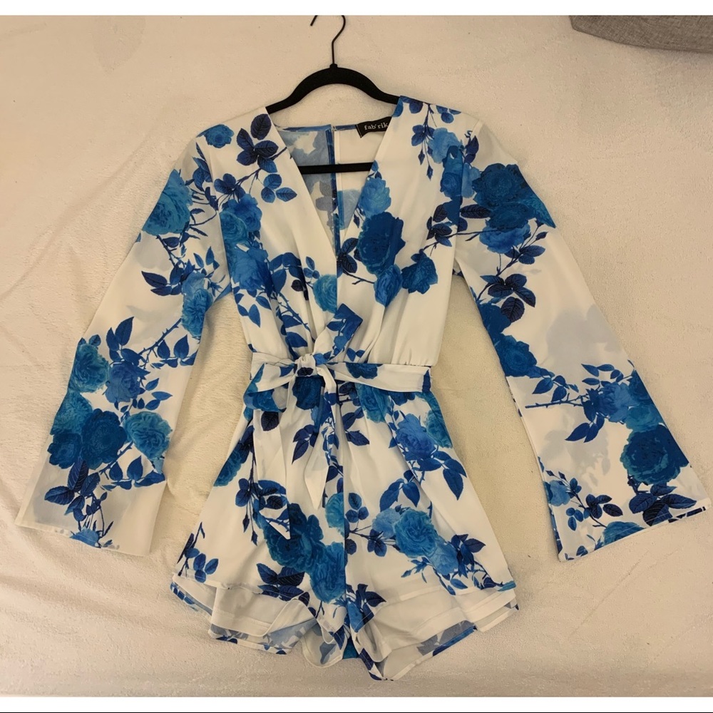 Fab’rik blue long sleeve floral romper